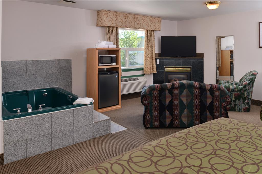 Canadas Best Value Inn Valemount Room photo
