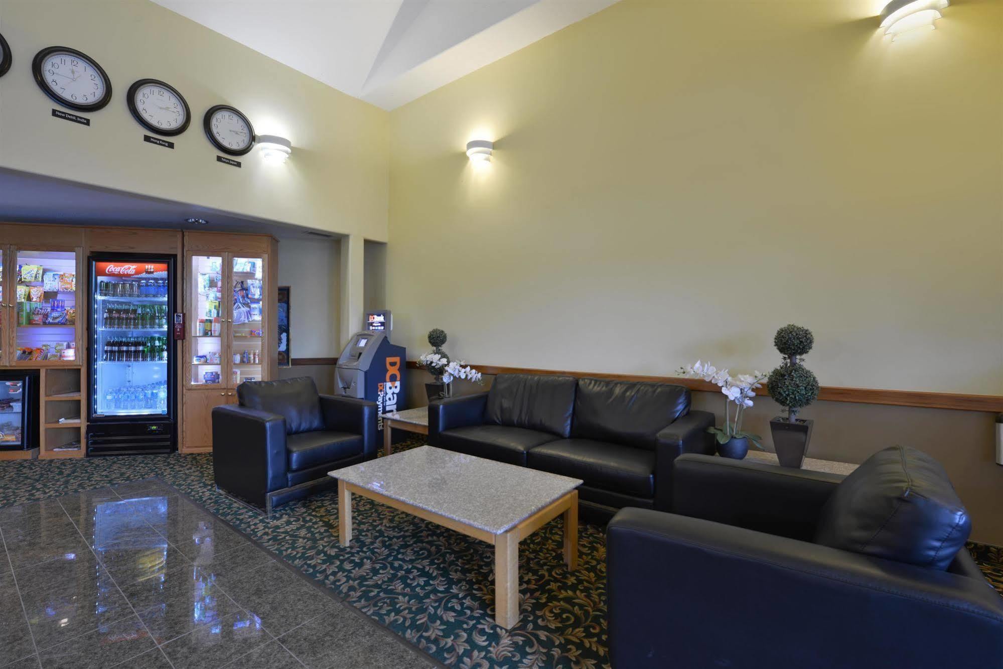 Canadas Best Value Inn Valemount Exterior photo